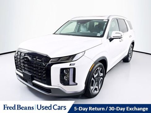 Used 2024 Hyundai Palisade SEL w/ Premium Package AWD/4WD image 3
