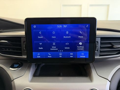 Used 2022 Ford Explorer XLT w/ Equipment Group 202A image 15