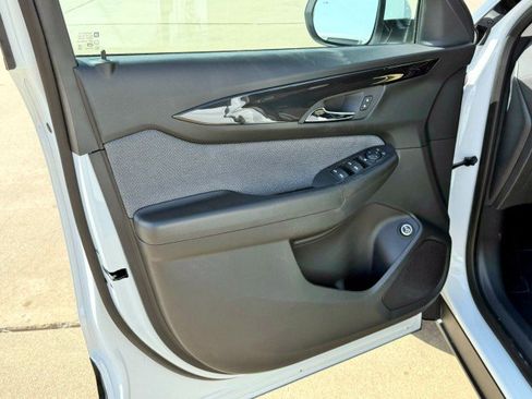 New 2026 Chevrolet TrailBlazer LT FWD image 12