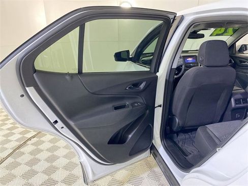Used 2024 Chevrolet Equinox LT w/ LPO, Floor Liner Package image 29
