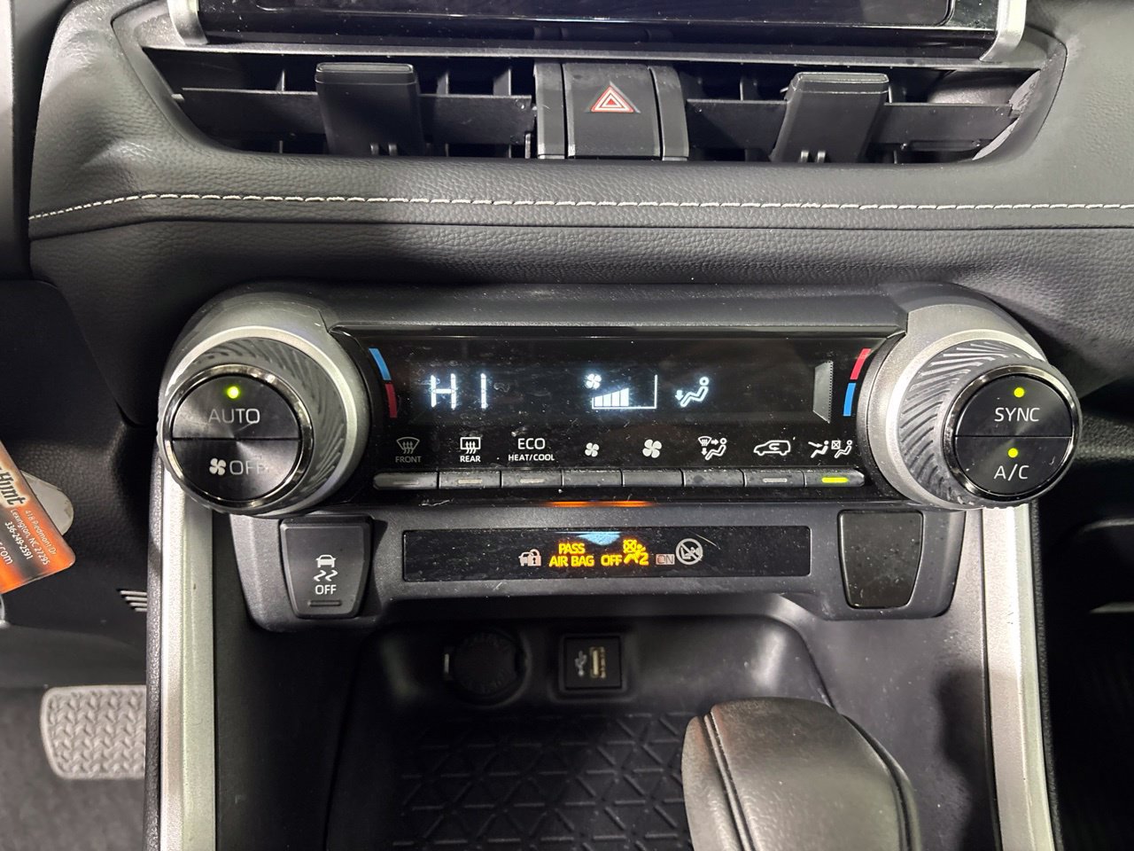 Used 2024 Toyota RAV4 LE AWD/4WD image 17