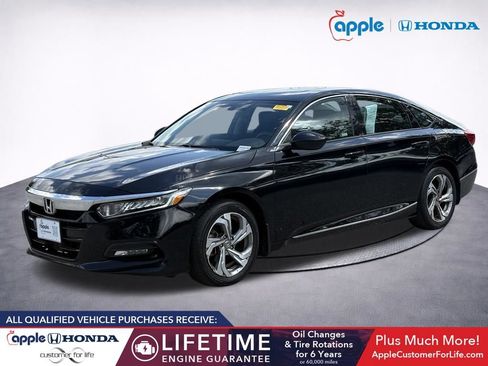 Used 2018 Honda Accord EX image 3