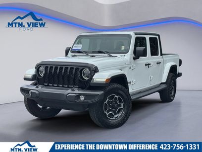 Used 2023 Jeep Gladiator Overland w/ LED Lighting Group
