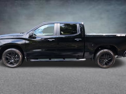 Used 2024 Chevrolet Silverado 1500 Custom w/ Turbomax Blackout Package AWD/4WD image 4