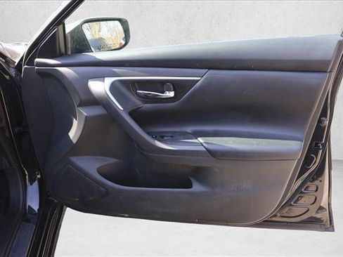 Used 2017 Nissan Altima 2.5 S w/ Power Driver Seat Package image 29