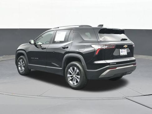 Used 2025 Chevrolet Equinox LT w/ Convenience Package II FWD image 9