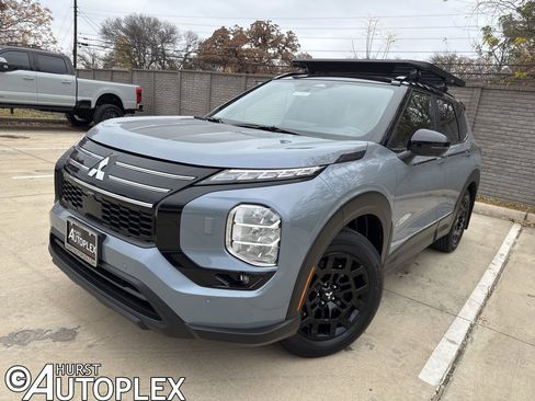 New 2026 Mitsubishi Outlander Trail Edition image 1