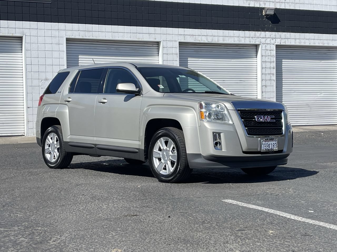 Used 2013 GMC Terrain SLE FWD image 1