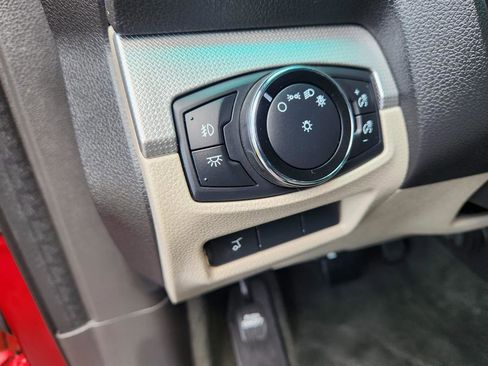 Used 2014 Ford Explorer XLT w/ Equipment Group 202A image 34