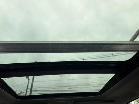 Used 2016 Ford F150 Lariat w/ Equipment Group 502A Luxury AWD/4WD image 33