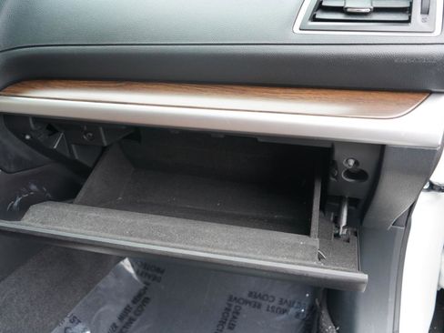 Used 2017 Subaru Outback 3.6R Touring image 69