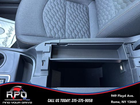 Used 2020 Chevrolet Equinox LT AWD/4WD image 33