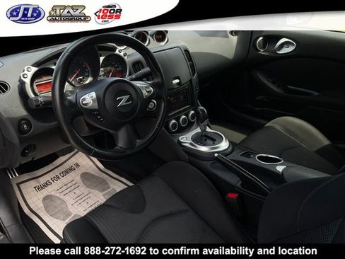 Used 2019 Nissan 370Z Coupe RWD image 13