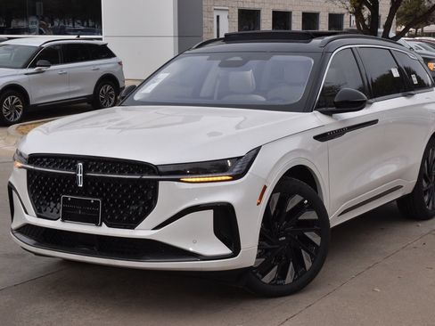 New 2026 Lincoln Nautilus Black Label w/ Jet Appearance Package image 12