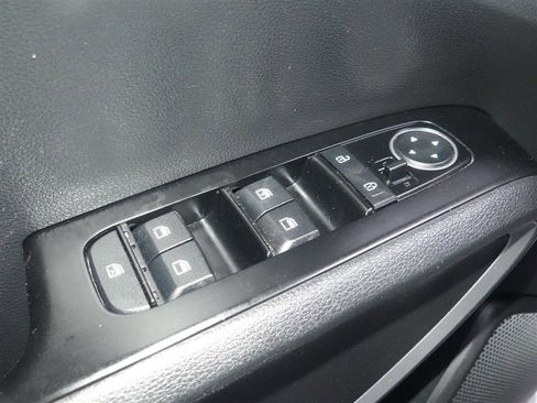 Used 2024 Kia Soul LX w/ Option Group 015 image 20