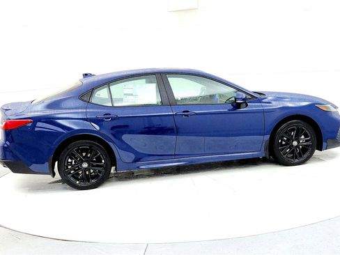 New 2026 Toyota Camry SE image 6