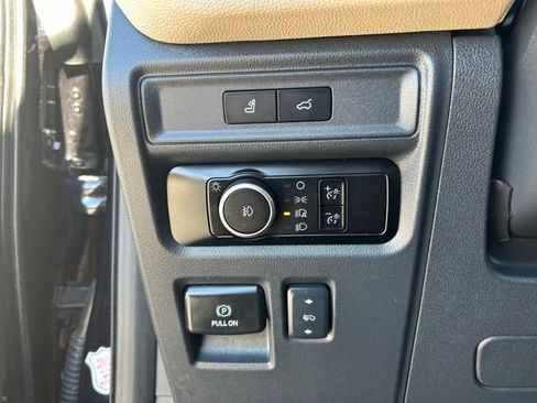 Used 2024 Ford Expedition Max Limited image 17