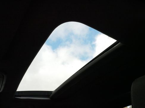 Used 2023 Honda Accord Sport image 32