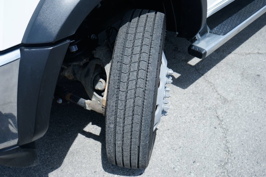 Used 2022 RAM 5500 Tradesman w/ Chrome Appearance Group AWD/4WD image 49