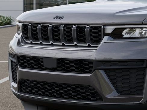 New 2026 Jeep Grand Cherokee Altitude AWD/4WD image 11