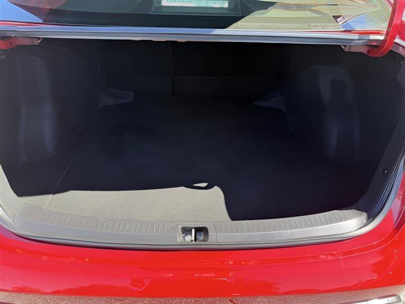 Used 2021 Toyota Corolla SE FWD image 23