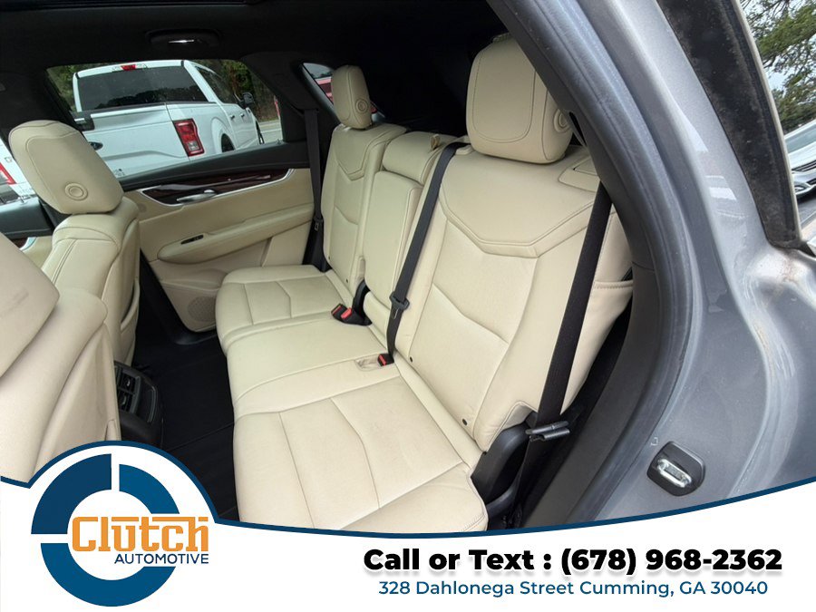 Used 2018 Cadillac XT5 FWD Premium Luxury w/ Driver Awareness Package image 16