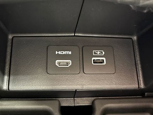 New 2026 Honda Odyssey Touring image 36