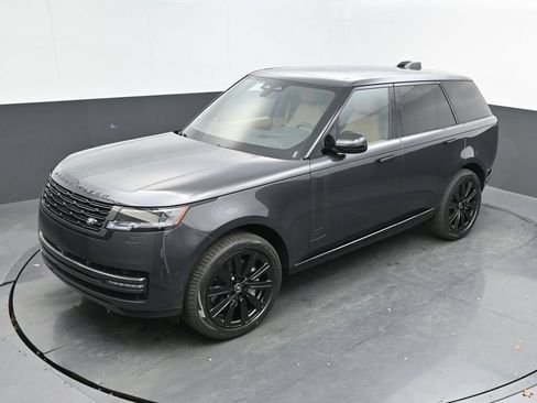 Used 2025 Land Rover Range Rover SE AWD/4WD image 33