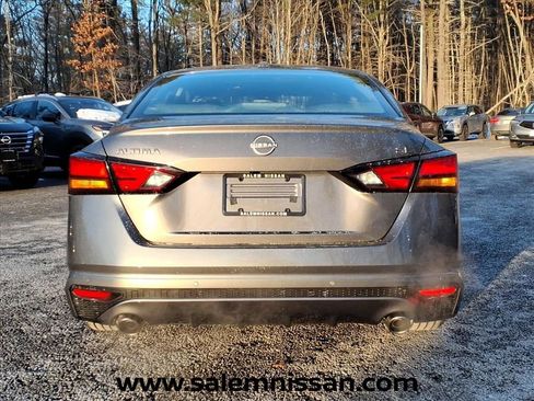 New 2025 Nissan Altima 2.5 SL image 5