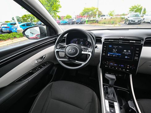 Used 2024 Hyundai Tucson SEL AWD/4WD image 34