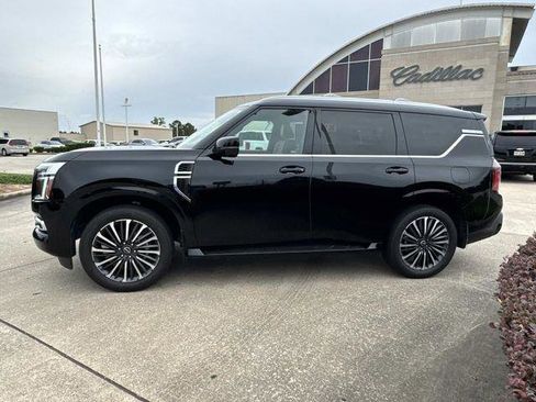 Used 2025 Nissan Armada Platinum Reserve w/ Convenience Package RWD image 8