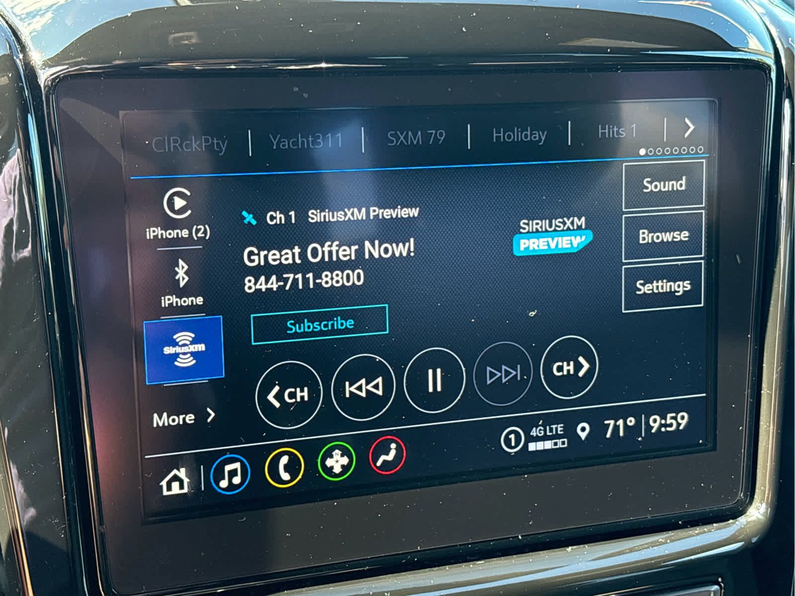 Certified 2023 Chevrolet Traverse LT FWD image 15