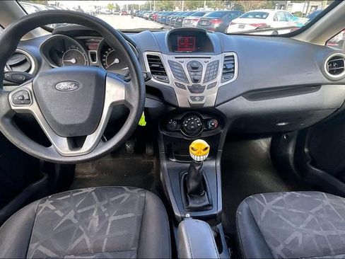Used 2012 Ford Fiesta SE image 7