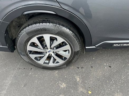 Used 2021 Subaru Outback image 12