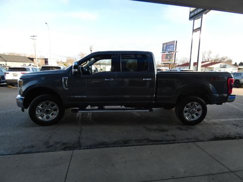 Used 2019 Ford F250 Lariat w/ Lariat Ultimate Package AWD/4WD image 10