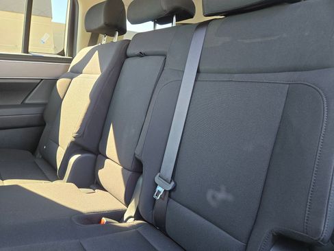 New 2025 Hyundai Santa Fe SE image 12