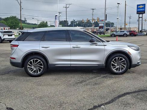 Used 2020 Lincoln Corsair AWD w/ Equipment Group 101A image 8