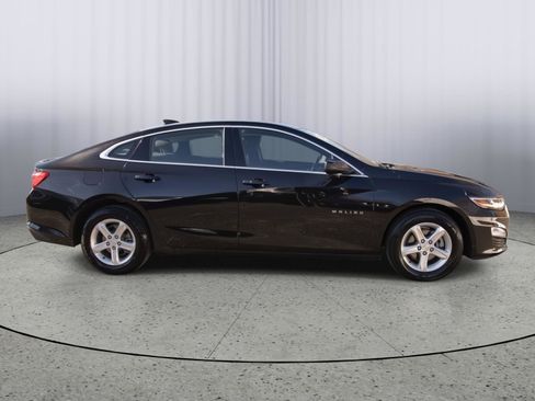 Used 2023 Chevrolet Malibu LT image 23