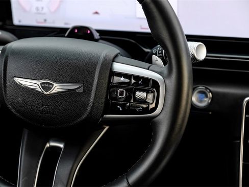 Used 2025 Genesis GV80 2.5T Standard image 16