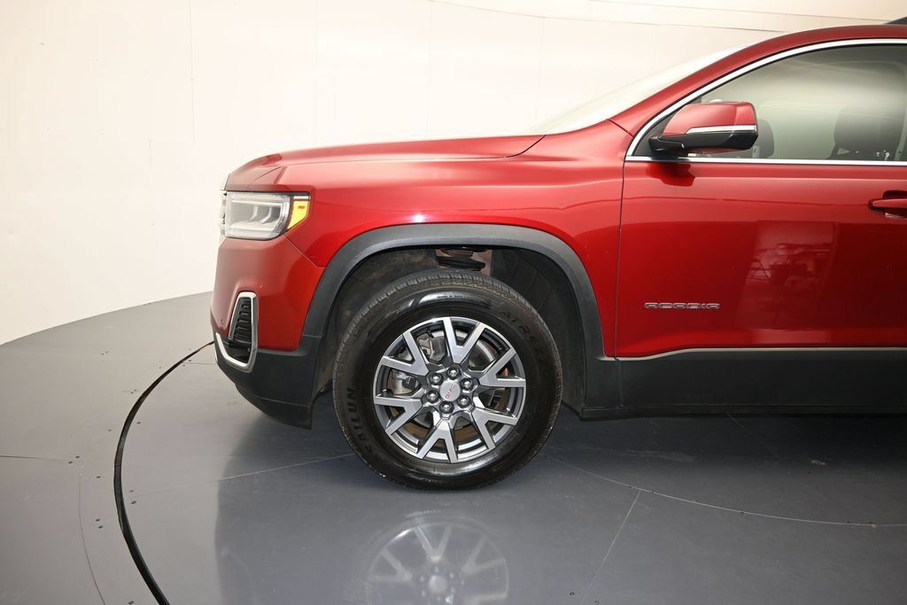 Certified 2023 GMC Acadia SLT FWD image 9