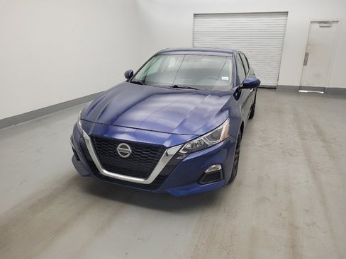 Used 2019 Nissan Altima 2.5 S FWD image 15