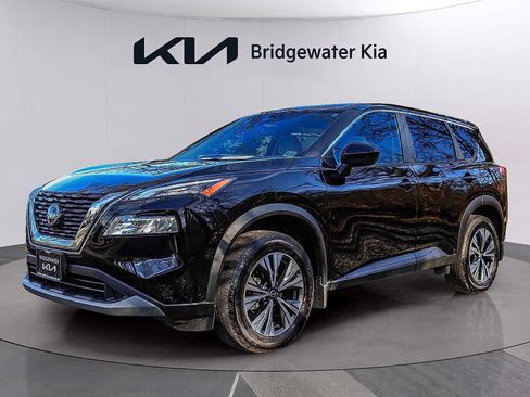 Used 2023 Nissan Rogue SV AWD/4WD image 4