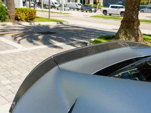 Used 2018 Ferrari 812 Superfast RWD image 45