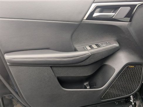 New 2026 Mitsubishi Outlander SE image 15