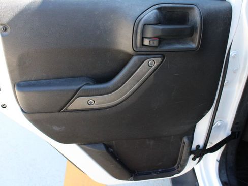 Used 2016 Jeep Wrangler Unlimited Sport w/ Quick Order Package 23S image 10