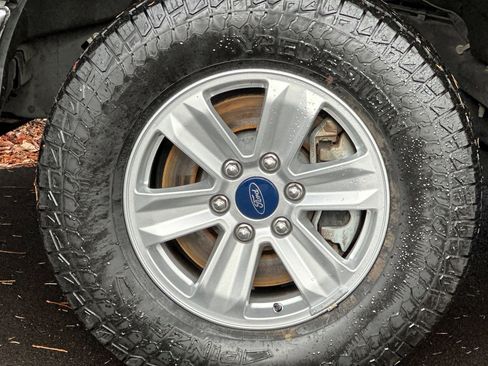 Used 2020 Ford F150 XLT w/ Max Trailer Tow Package image 29