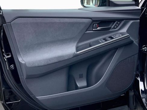 New 2026 Toyota C-HR AWD/4WD image 10
