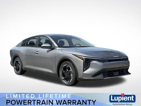 New 2025 Kia K4 EX image 1