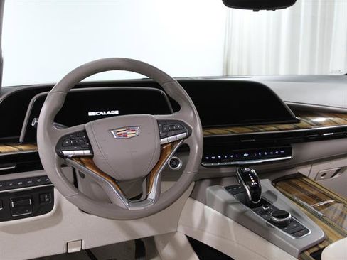 Used 2021 Cadillac Escalade Sport Platinum image 6