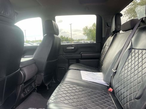 Used 2024 Chevrolet Silverado 2500 Custom w/ Custom Value Package AWD/4WD image 9